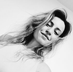 Meet your Posher, Vika